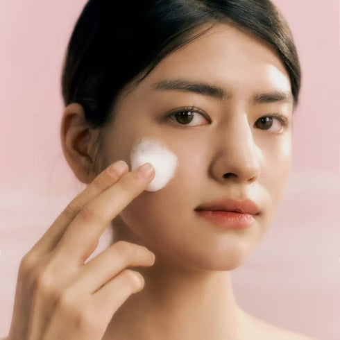 MADAGASCAR CENTELLA POREMIZING DEEP CLEASING FOAM 125 ML